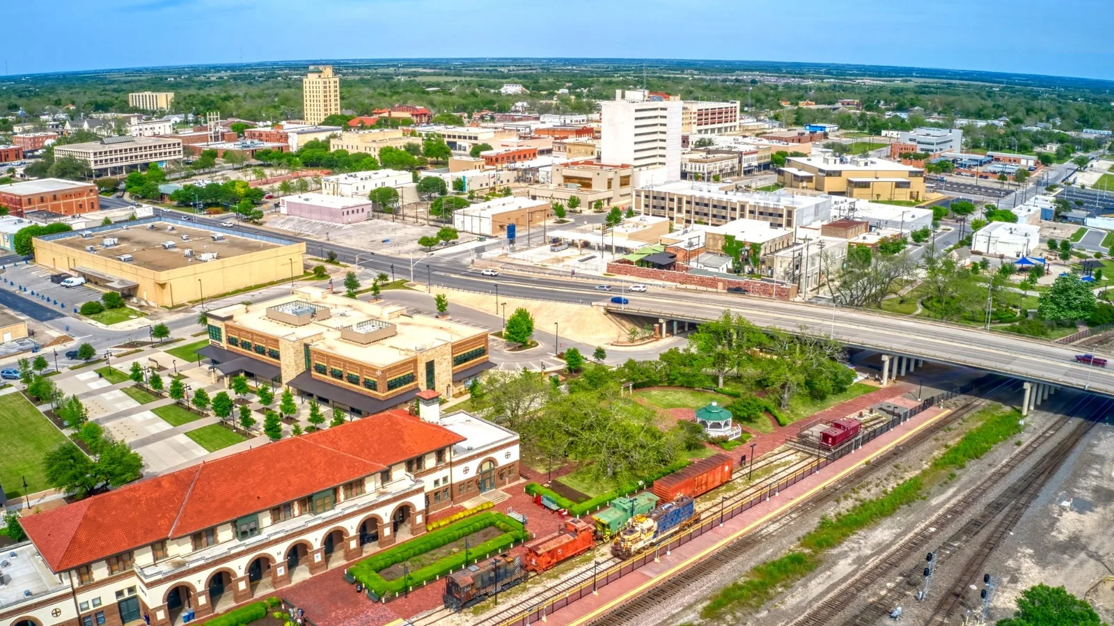 Commercial Roofing in Rail Park at Central Pointe, Temple, TX